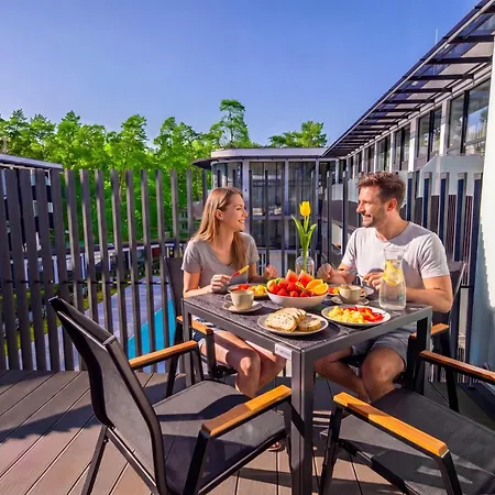 Brzozowa 4 Sauna, Jacuzzi, Basen, Taras, Blisko Plazy Apartamento *