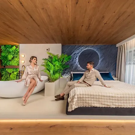 Brzozowa 4 Sauna, Jacuzzi, Basen, Taras, Blisko Plazy Apartamento *