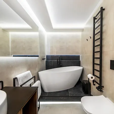 Brzozowa 4 Sauna, Jacuzzi, Basen, Taras, Blisko Plazy Apartamento *